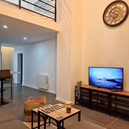 Grand Loft Avec Terrasse Privee Apartment Saint-Etienne  Luaran gambar